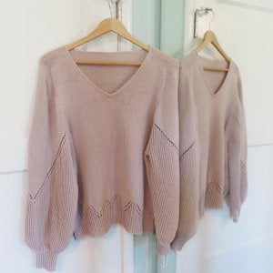 Afra Sweater designed by Irene Lin (irenelin1125 on Ravelry).jpg